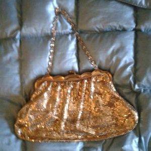 1940's Whiting & Davis company metal mesh handbag